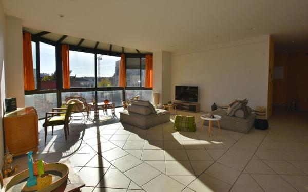 Appartement à vendre    3 pièces • 141,20 m2 Roanne