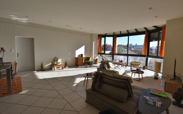 Appartement à vendre    3 pièces • 141,20 m2 Roanne