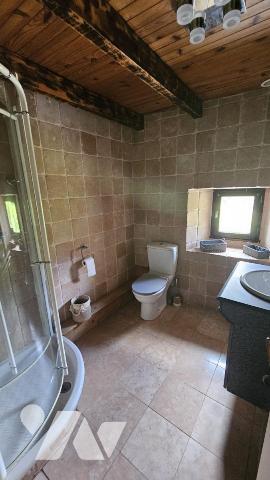 NEYDENS, charmante maison mitoyenne de 93m2 avec jardin de 467m2