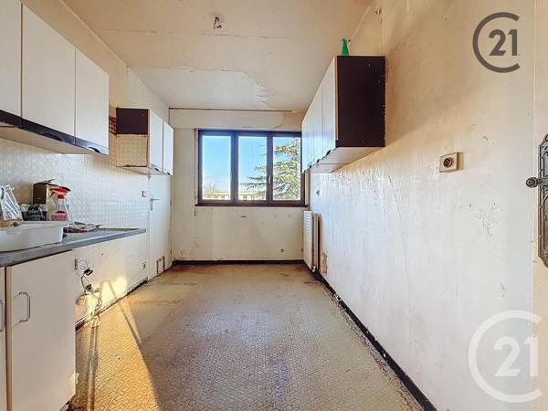 Appartement F3 à vendre  4 pièces - 87,90 m2 BRIE COMTE ROBERT - 77