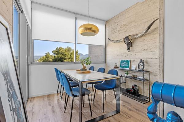 10 du port de Sanary et 5min des plages