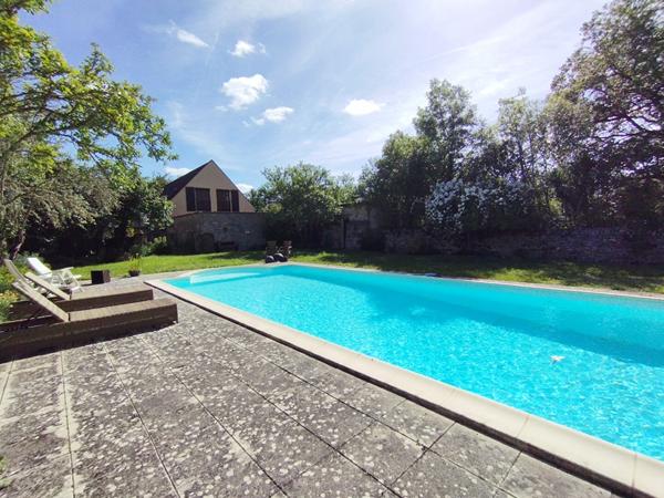 Proche Catus, spacieuse maison 4 chambres rénovée + piscine