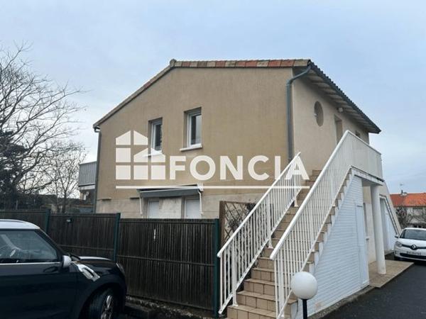 Location Appartement 3 pièces 57.91 m² - 26 BIS RUE DE MAGNAC Saint Benoit 86280