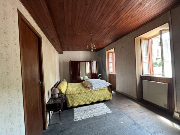 Maison à vendre 105 000 € Montoulieu 6 p 111 m² DPE G