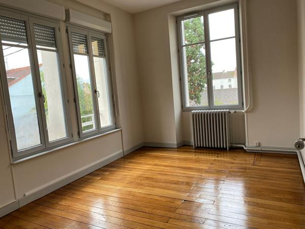 Appartement Montceau Les Mines 2 pièce(s) 51.24 m2