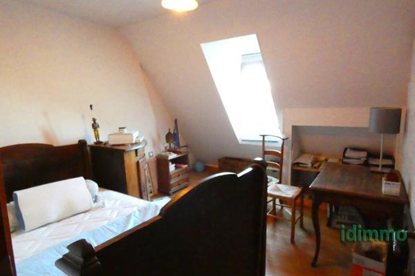 MAISON AUVERGNATE Vic-sur-Cère (15800)