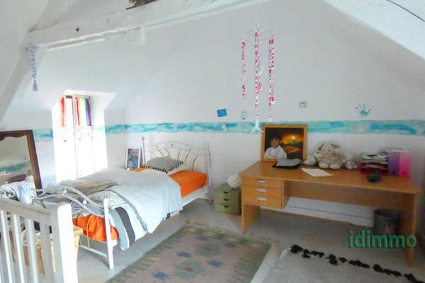 MAISON AUVERGNATE Vic-sur-Cère (15800)