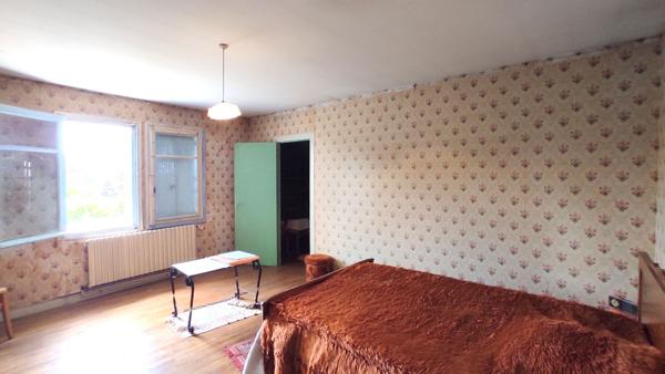 Maison Thure 4 pièce(s) 129 m2