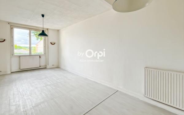 Maison à vendre    4 pièces •  Saulzais-le-Potier