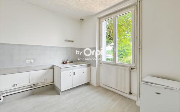 Maison à vendre    4 pièces •  Saulzais-le-Potier