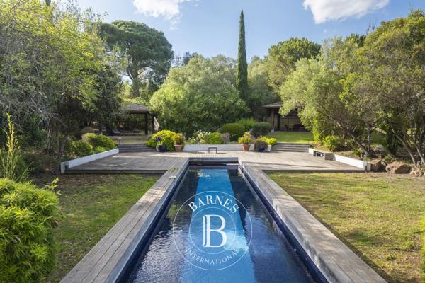 Sari-Solenzara, Villa  525 m² à vendre