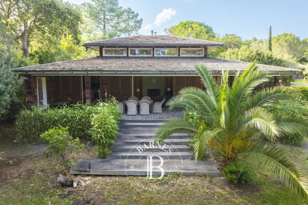Sari-Solenzara, Villa  525 m² à vendre