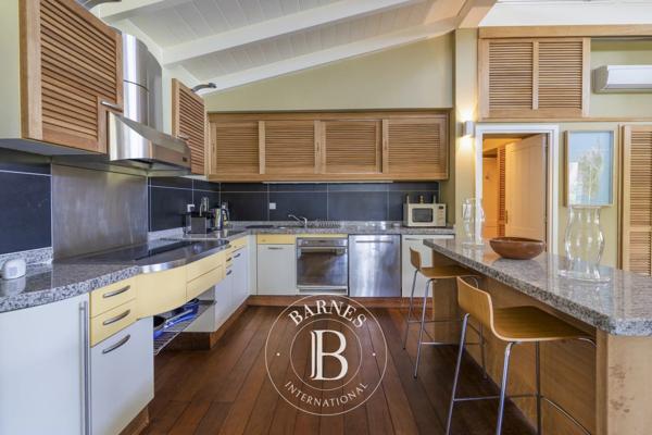 Sari-Solenzara, Villa  525 m² à vendre