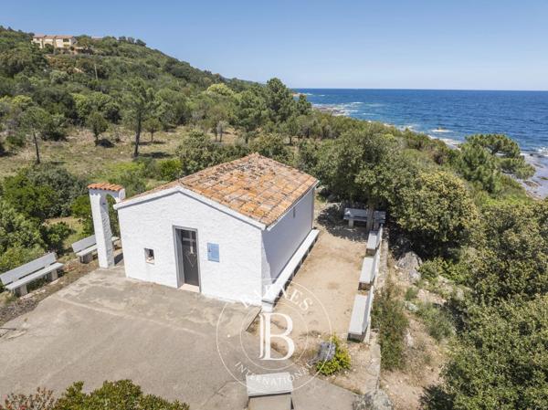 Sari-Solenzara, Villa  525 m² à vendre