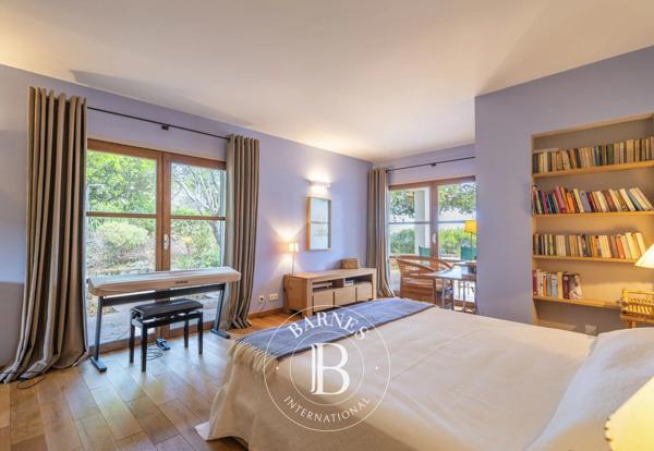 Sari-Solenzara, Villa  525 m² à vendre