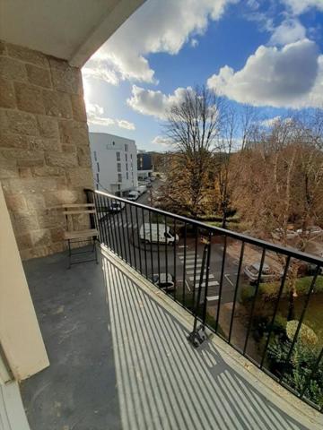 Appartement à louer 4 pièces - 82 m²