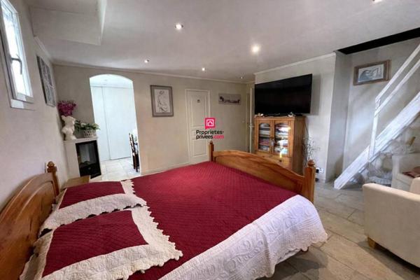 propriété de 7 pièces 180 m2 avec piscine-lagon sur Tourrettes