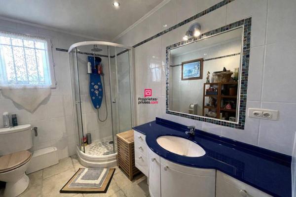 propriété de 7 pièces 180 m2 avec piscine-lagon sur Tourrettes