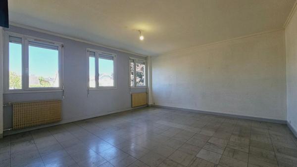 APPARTEMENT 86.9M² 4 PIECES 3CHAMBRES PARKING