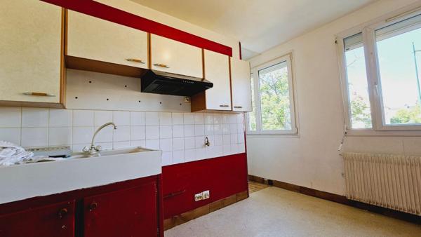 APPARTEMENT 86.9M² 4 PIECES 3CHAMBRES PARKING