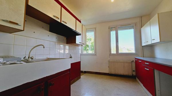 APPARTEMENT 86.9M² 4 PIECES 3CHAMBRES PARKING