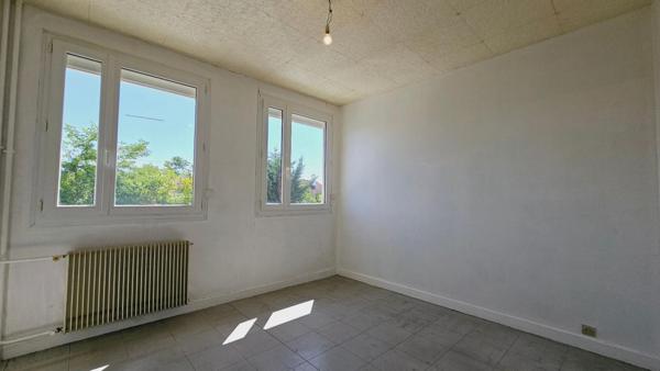 APPARTEMENT 86.9M² 4 PIECES 3CHAMBRES PARKING