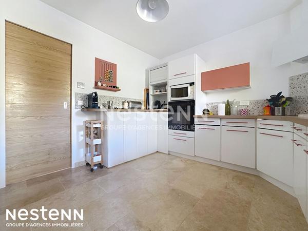 Belle maison de 140m² avec piscine, double garage et vue dégager