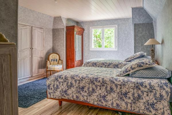 Propriété d'exception - piscine couverte - mare - vignes