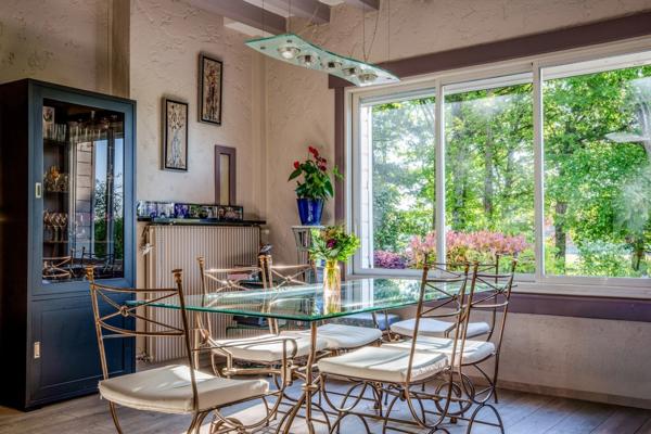 Propriété d'exception - piscine couverte - mare - vignes