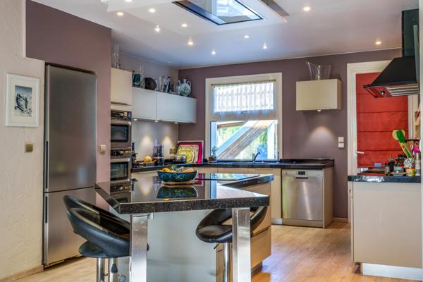 Propriété d'exception - piscine couverte - mare - vignes