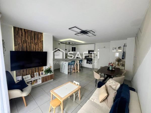 Le TRAM à vos pieds, la crèche sous l'immeuble et la quiétude des jardins du Château de St Priest