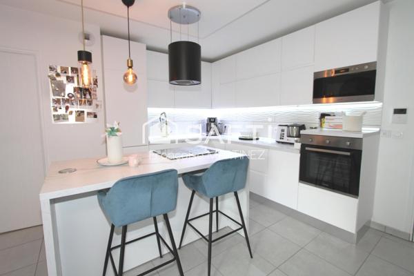 Le TRAM à vos pieds, la crèche sous l'immeuble et la quiétude des jardins du Château de St Priest