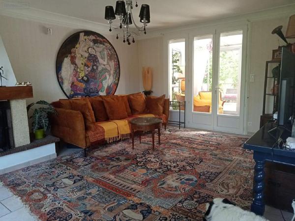 Maison à vendre à Ribérac en Dordogne (24600), ref : 077/1641