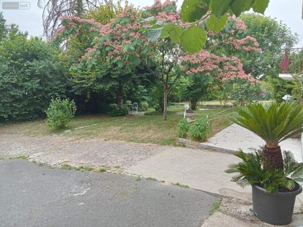 Maison à vendre à Ribérac en Dordogne (24600), ref : 077/1641