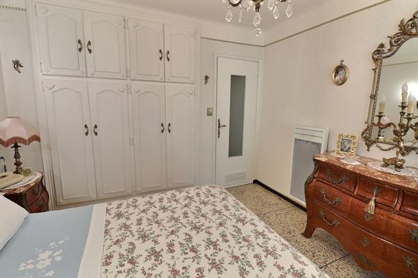 T5 ENTRE LA BLANCARDE ET SAINT BARNABE 13004/13012