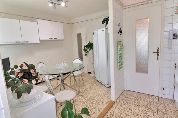 T5 ENTRE LA BLANCARDE ET SAINT BARNABE 13004/13012