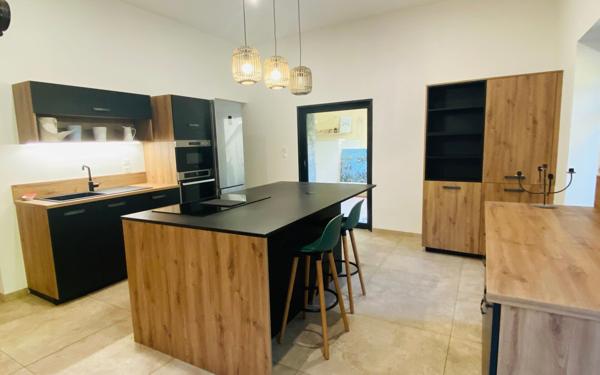 Appartement à louer    5 pièces •  Gabian