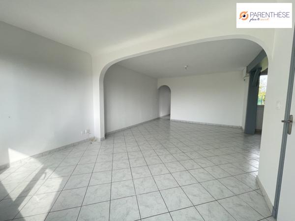 Maison Individuelle 5 Chambres à Verlinghem