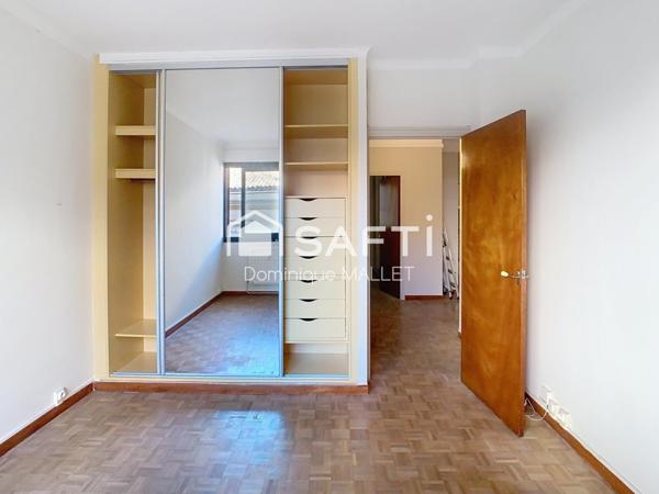 Spacieux appartement T3 avec cave - ascenseur