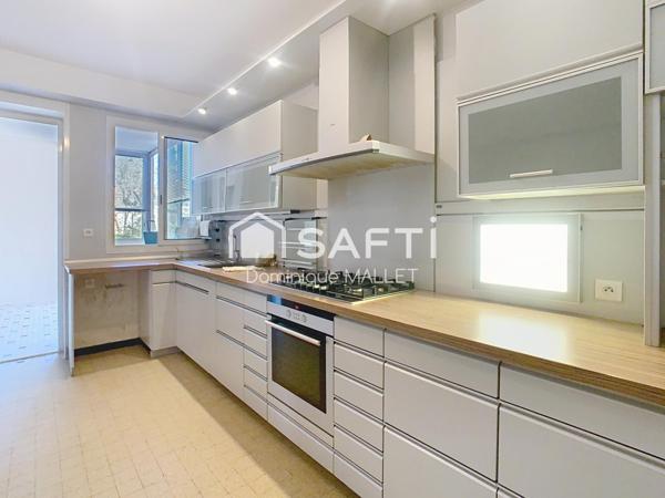 Spacieux appartement T3 avec cave - ascenseur