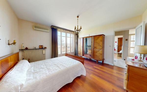 Maison à vendre    6 pièces • 155 m2 Toulouse