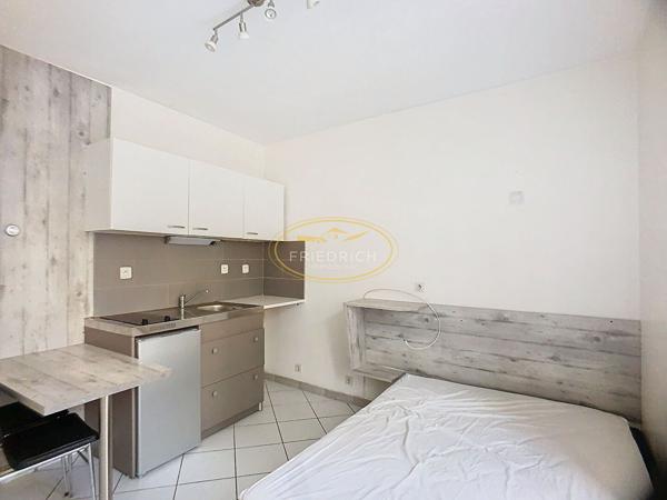 STUDIO EN REZ-DE-CHAUSSÉE - CENTRE-VILLE DE SAINT-MIHIEL Saint-mihiel