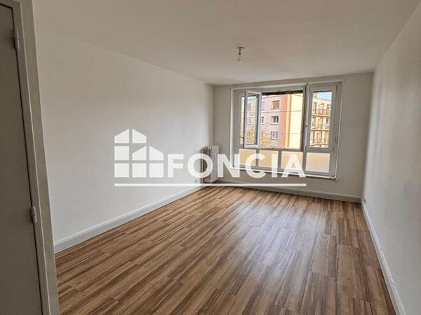 Location Appartement 3 pièces 57.71 m² - 41 RUE DOCTEUR CALMETTE Saint-etienne 42100