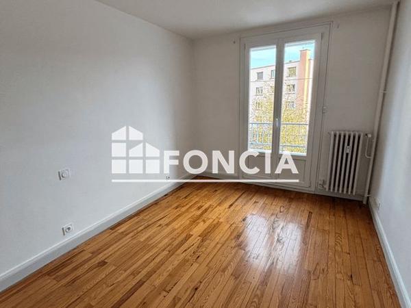 Location Appartement 3 pièces 57.71 m² - 41 RUE DOCTEUR CALMETTE Saint-etienne 42100