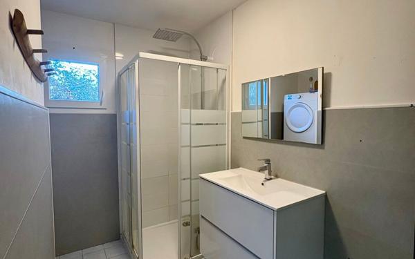 Maison à vendre    3 pièces •  Chalais