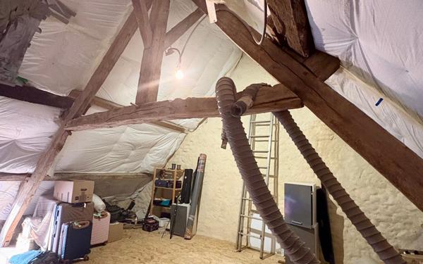 Maison à vendre    3 pièces •  Chalais