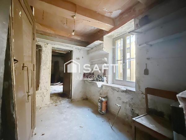 Maison en pierre à rénover