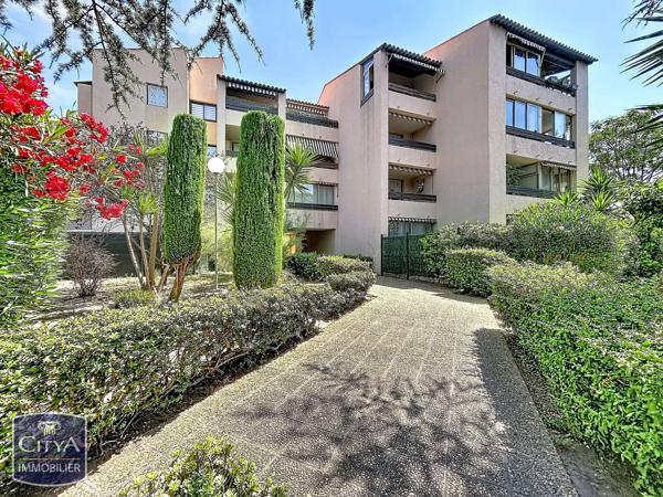 Appartement à vendre 2 pièces 41.08m² Fréjus (83600)