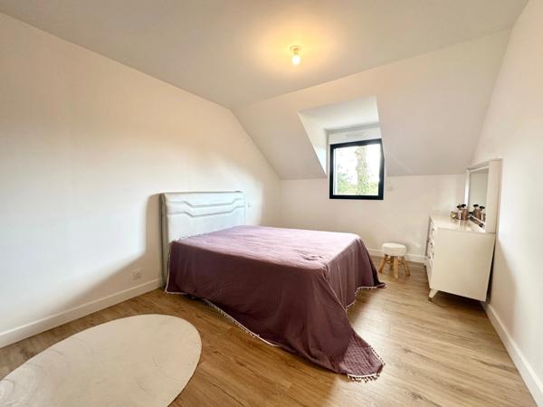 MAISON CONTEMPORAINE - 133 m² - MEUCON