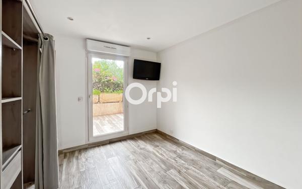 Appartement à vendre    2 pièces • 47,41 m2 Marseille 8